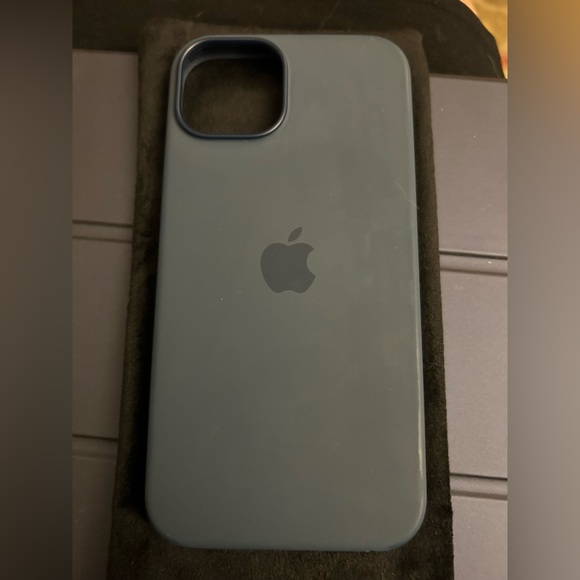 Apple I Phone 14 silicone case